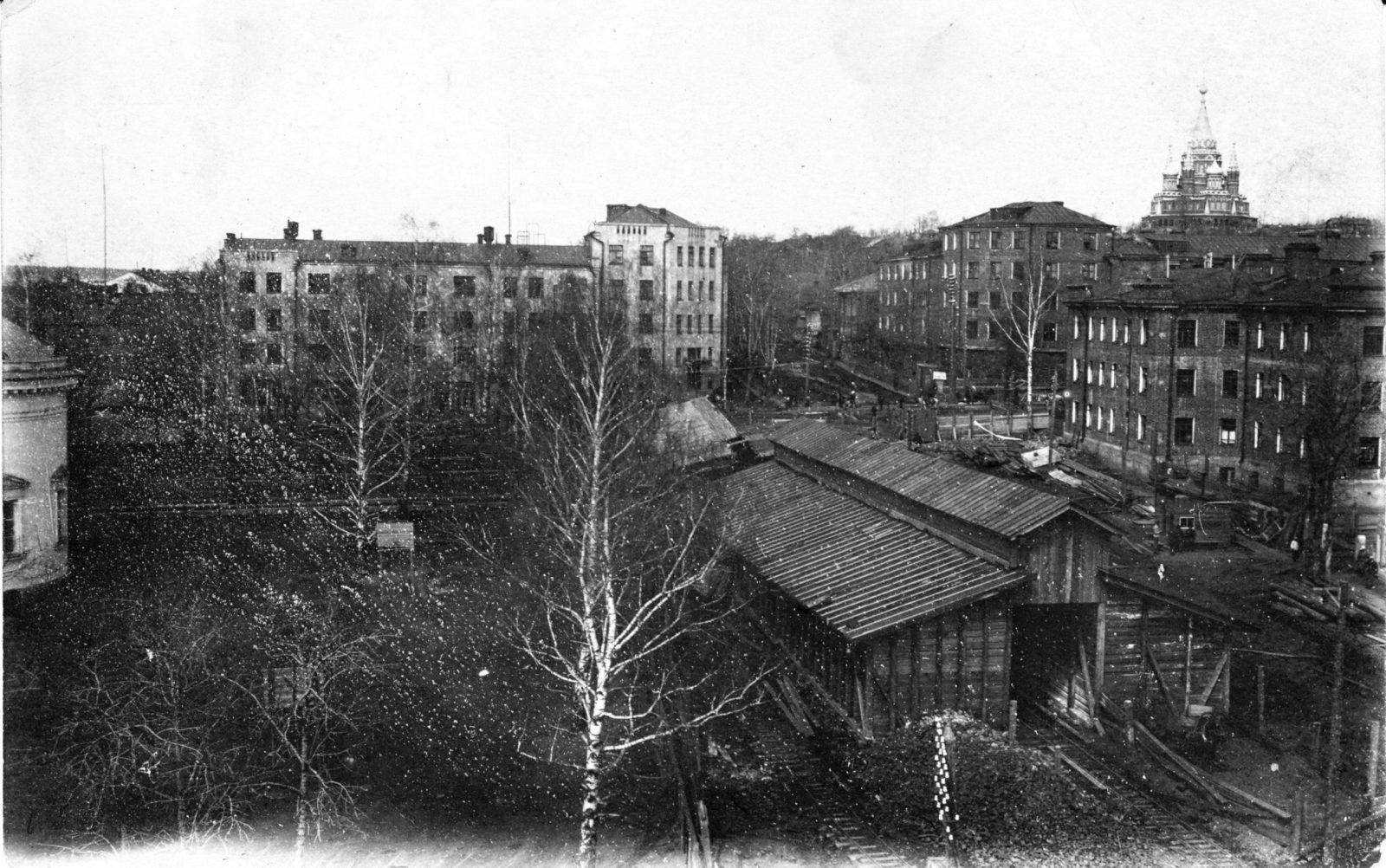 1933 год Вид на улицу Красную Советскую и Михайловский собор