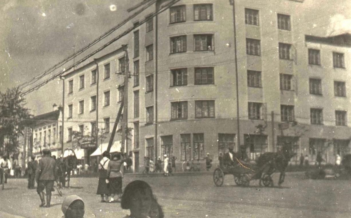 Перекрёсток Горького и Советской. 56 ppsiz.ru 1934 год Перекрёсток Коммунальной и Советской