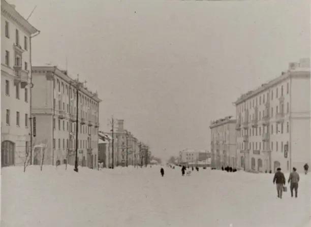 1957 год Пушкинская 215