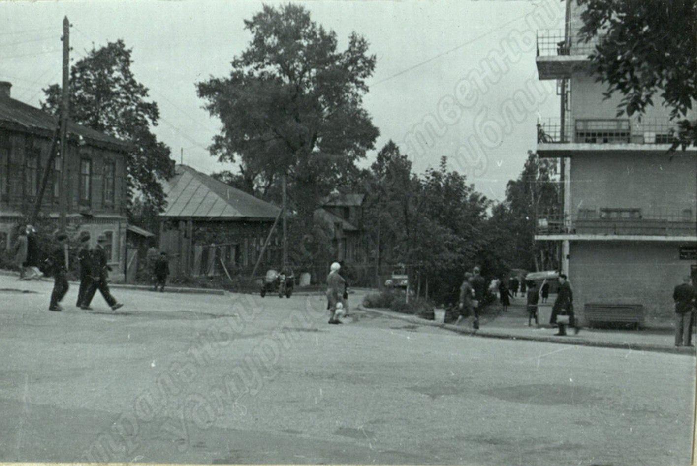 1960-е Перекрёсток Труда и Красной