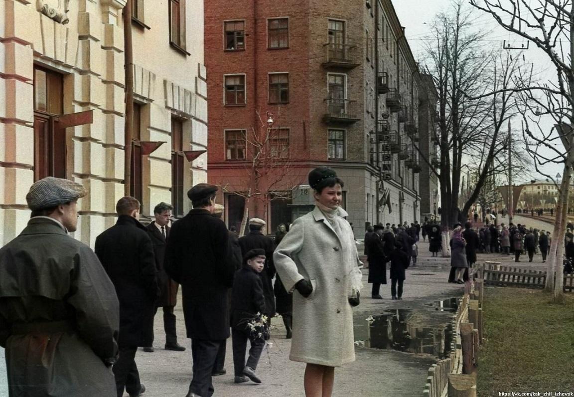1965.05.01 Перекрёсток Труда и Коммунаров
