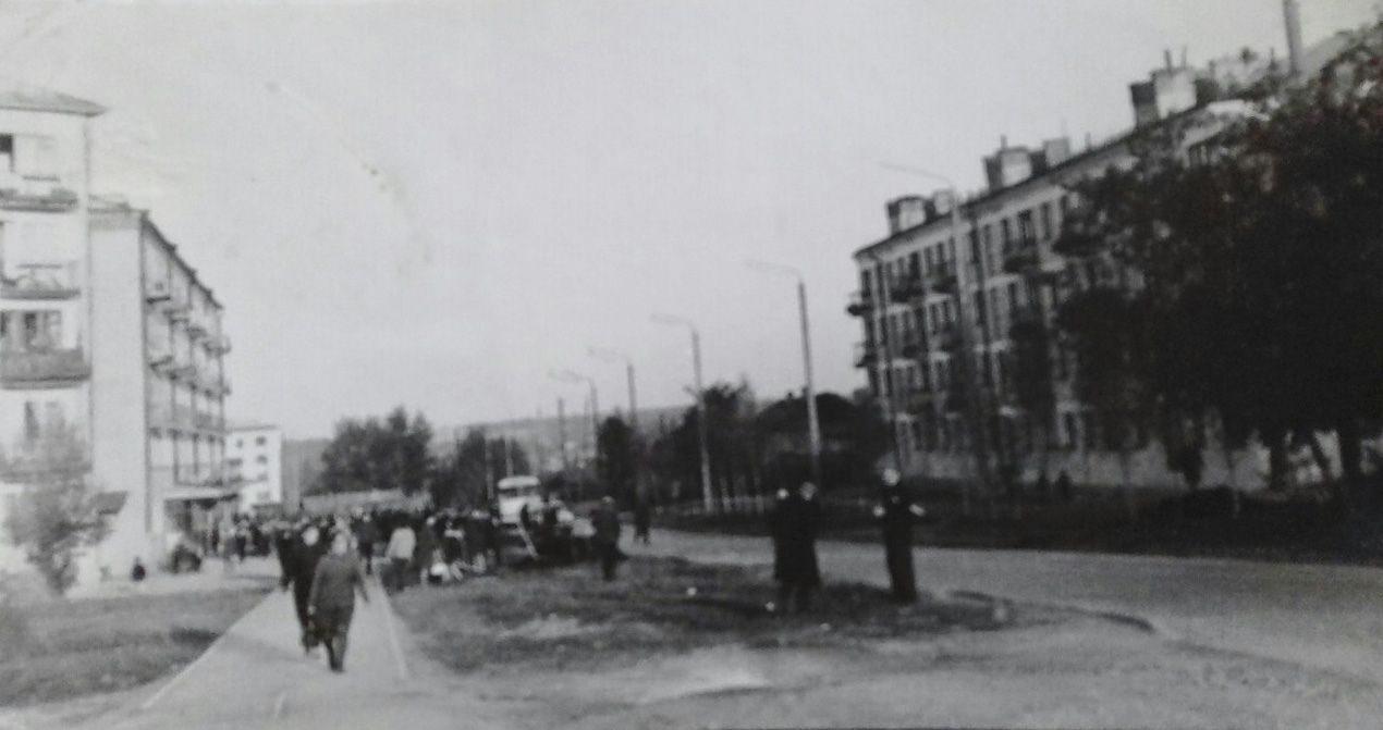 Колтома (Городок металлургов). 87 ppsiz.ru 1970-е Городок Металлургов Гастроном №21