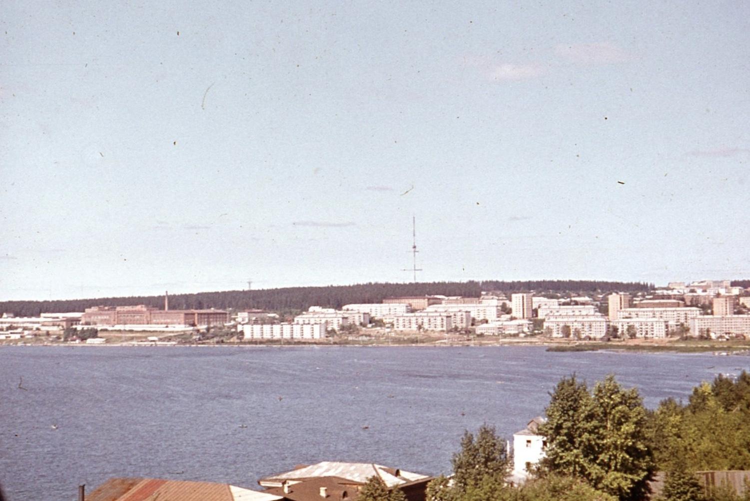 Колтома (Городок металлургов). 85 ppsiz.ru 1970-е Вид с колеса обозрения на городок Металлургов
