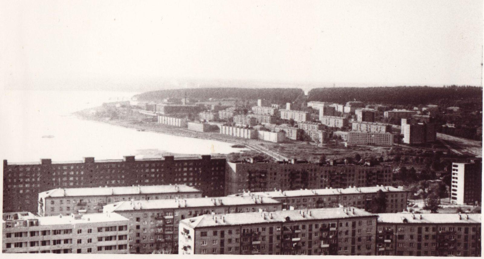 Колтома (Городок металлургов). 82 ppsiz.ru 1970 год Панорама южной части Металлургов Горького Маркса