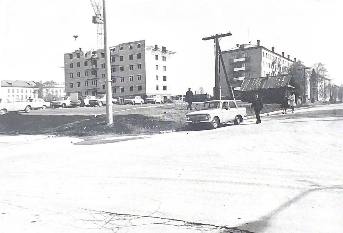 Колтома (Городок металлургов). 103 ppsiz.ru 1972 год Строительство дома Кирова 3