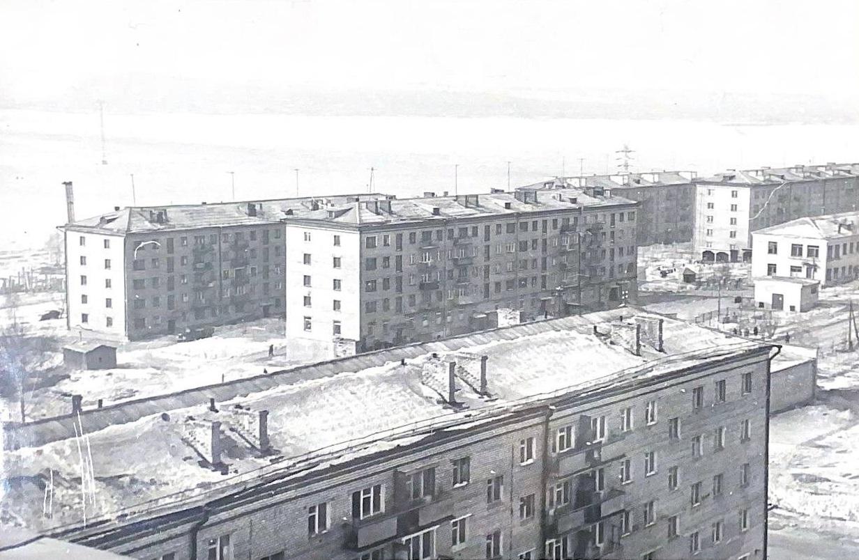 Колтома (Городок металлургов). 110 ppsiz.ru 1973 год Вид с 9-го этажа дома Кирова 9