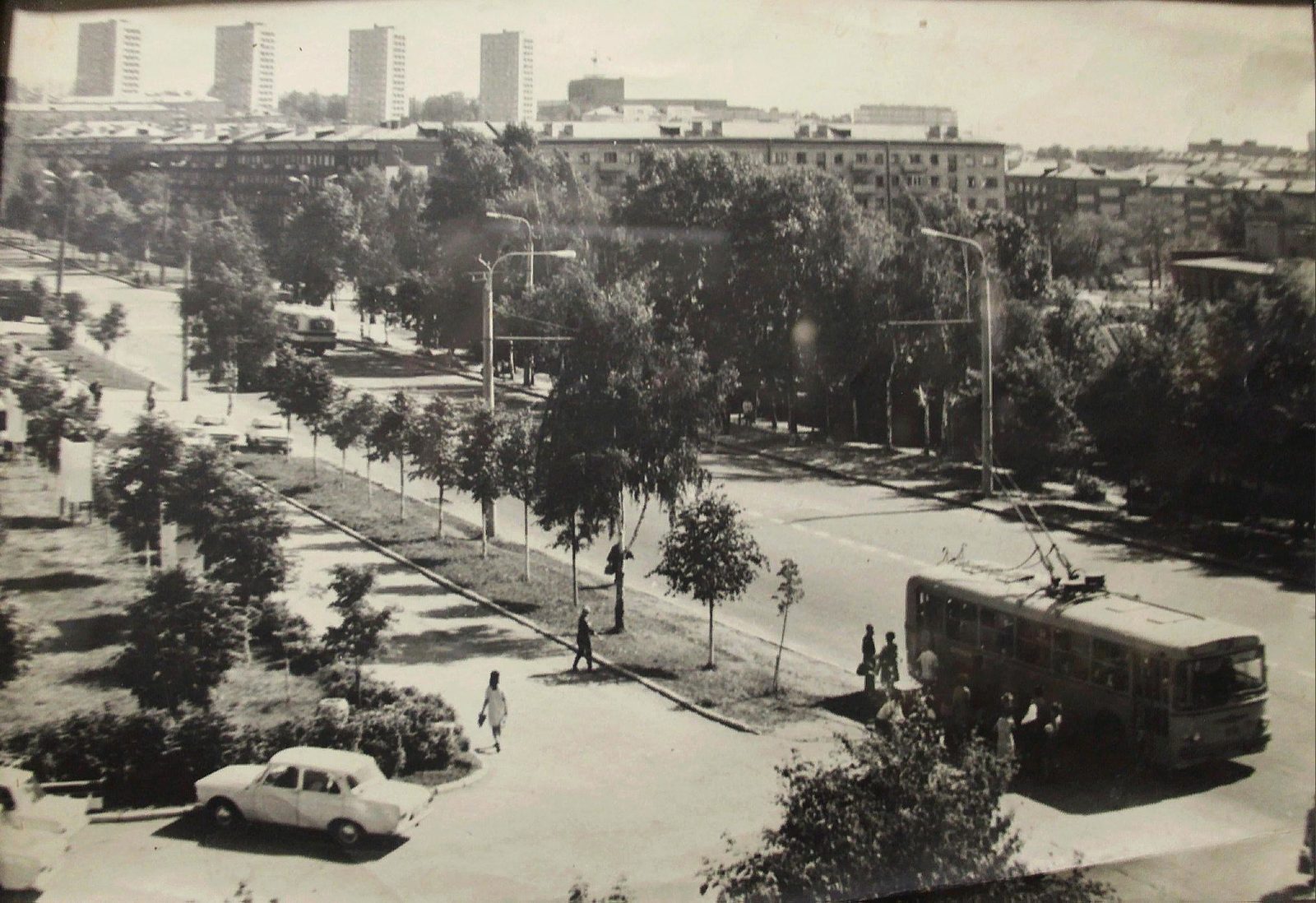 1974 год Перекрёсток улиц Пушкинской и Кирова