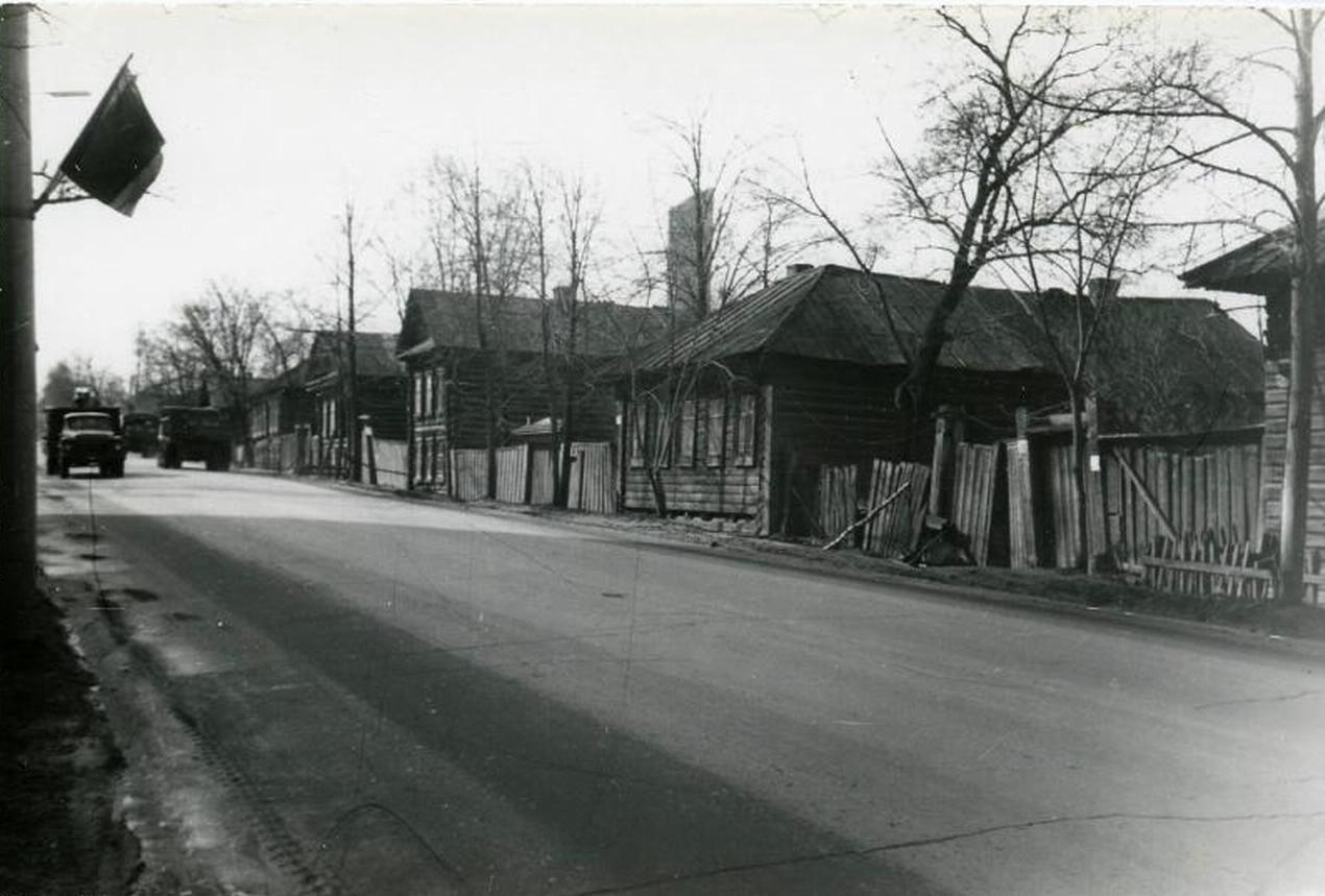 1974 год Улица Горького между переулком Широким и эспланадой