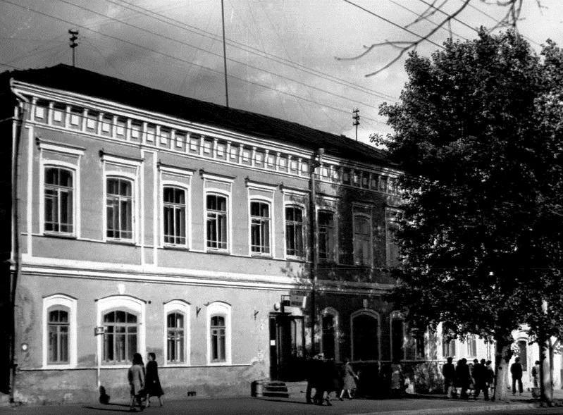 1975 год Горького 88