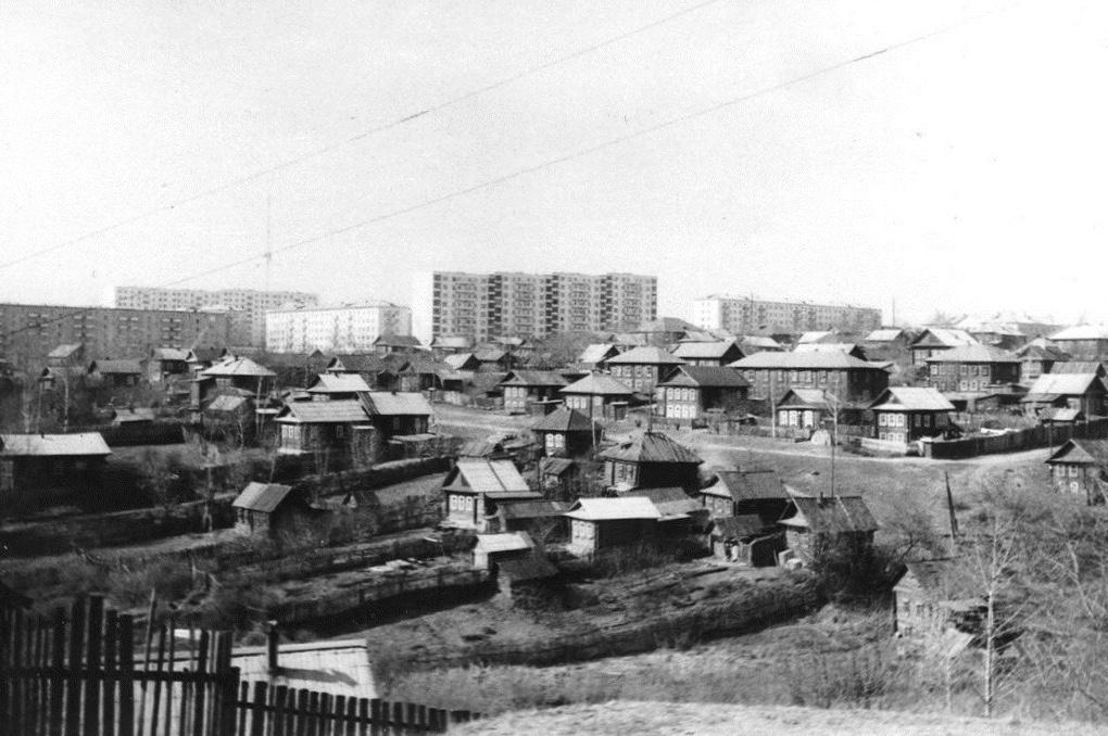Колтома (Городок металлургов). 112 ppsiz.ru 1975 год Вид с улицы Шумайлова