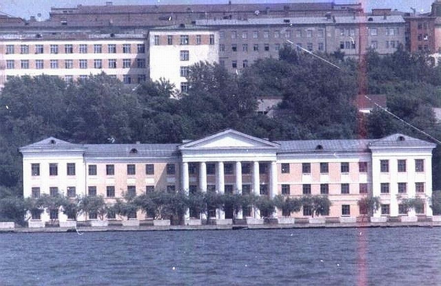 Начало 1980-х Ижевский индустриальный техникум