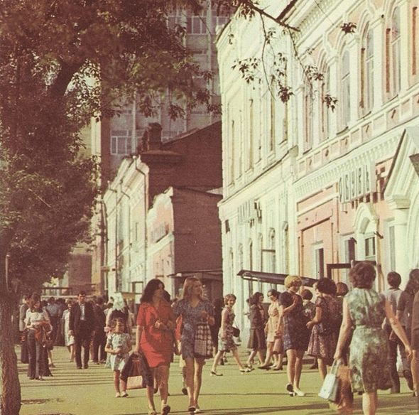 1980-е Горького 78 и Горького 80 и далее