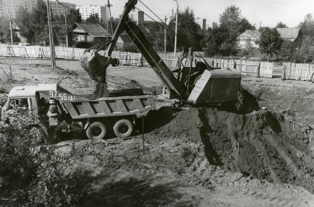 1983.06.29 Начало строительства подземного перехода на улице Удмуртской