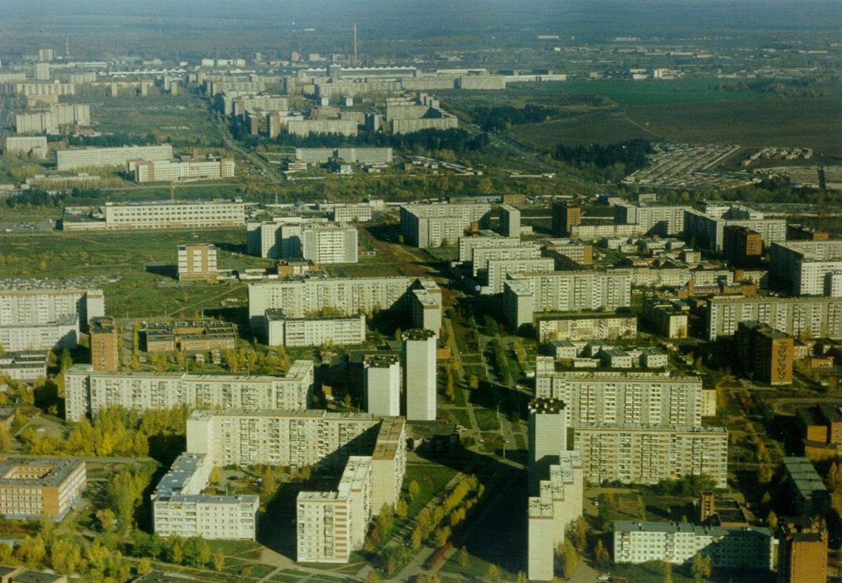 1990-е Панорама улиц Молодёжная и Союзная