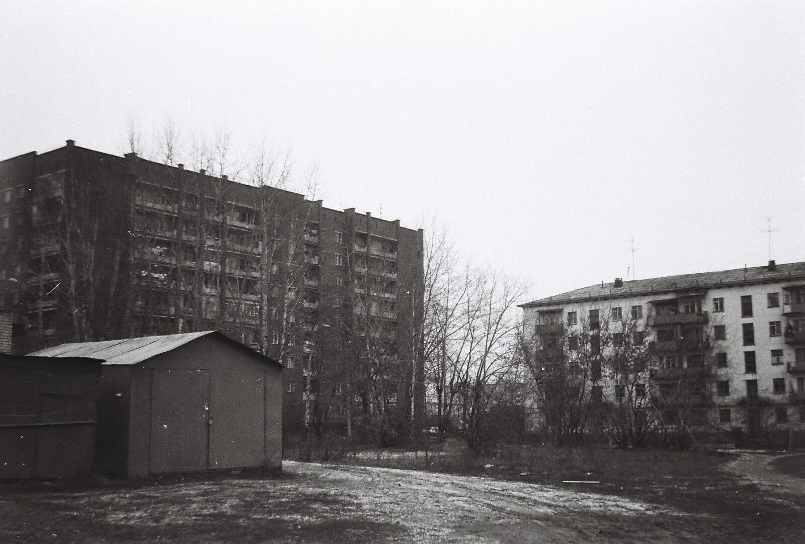 Колтома (Городок металлургов). 127 ppsiz.ru 1991 год У Дома пионеров между 5-я и 6-я Подлесная