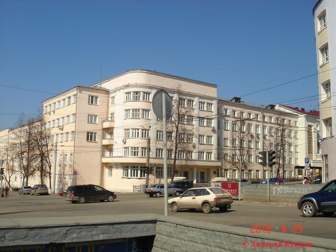 Перекрёсток Горького и Советской. 86 ppsiz.ru 2010.04.25 Перекрёсток Горького и Советской