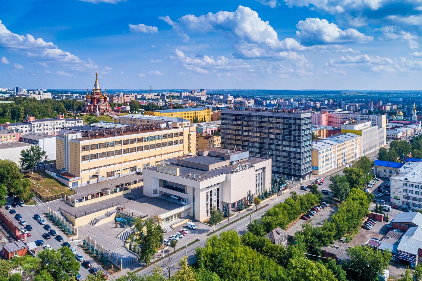 2021 год Улица Горького и панорама города