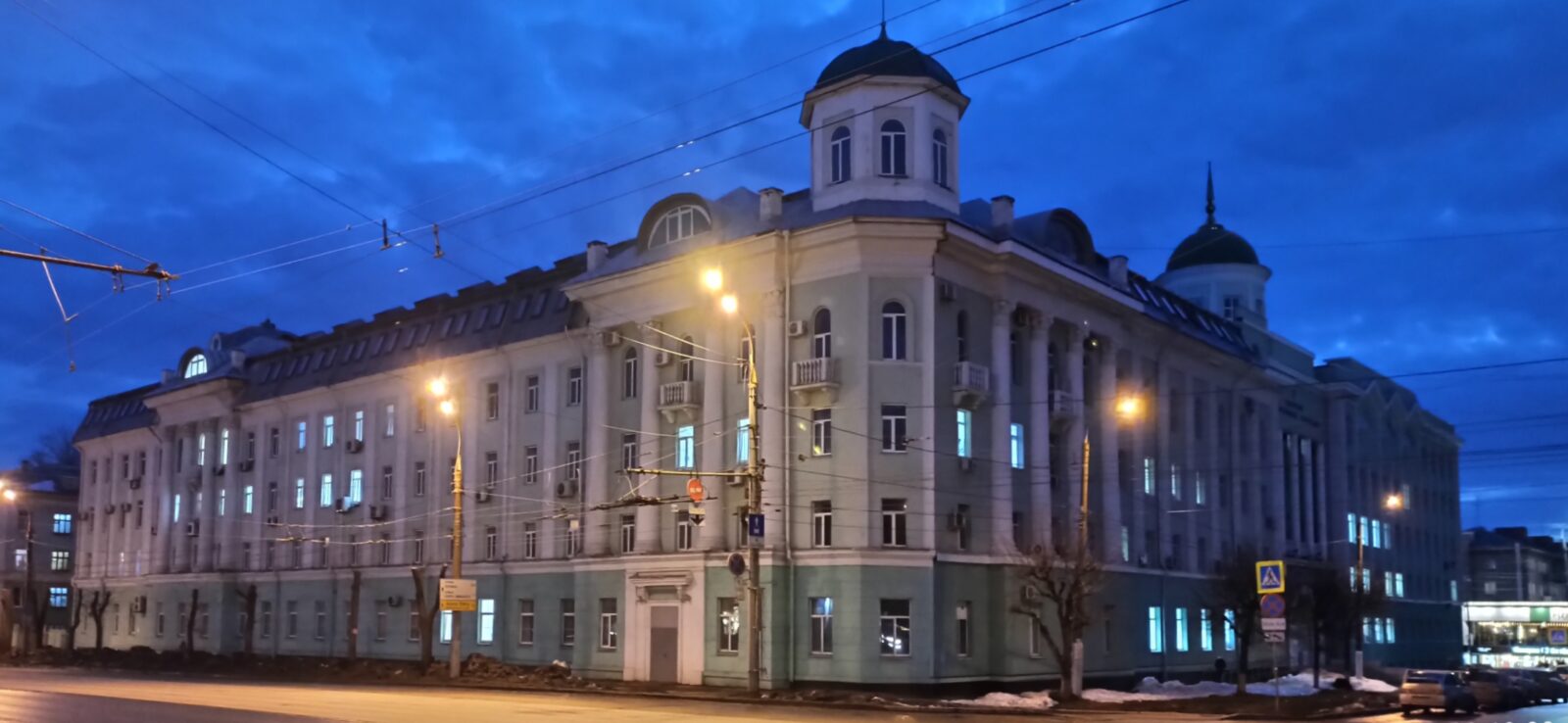 Университетская, 1/4. Удмуртский государственный университет. Корпус 4. 16 ppsiz.ru 2023.03.27 Ижевск вечерний Университетская 1 УдГУ Корпус №4