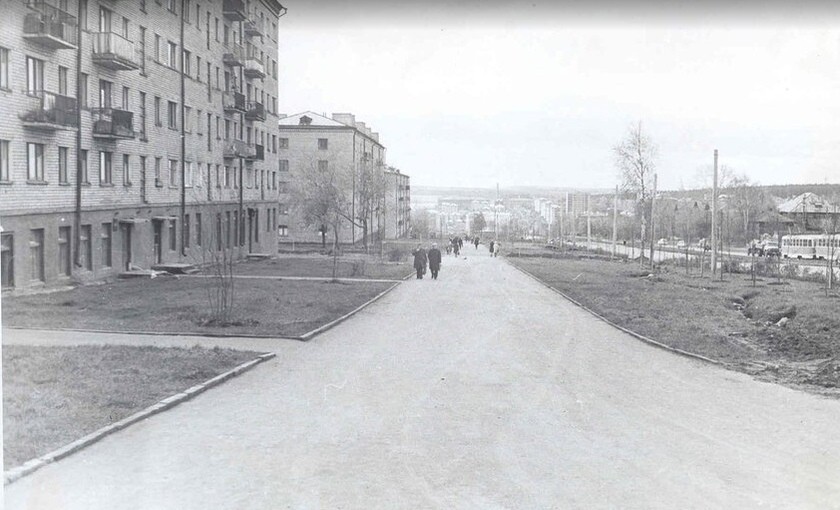 Конец 1960-х начало 1970-х Перекресток улиц Кирова и Пушкинская