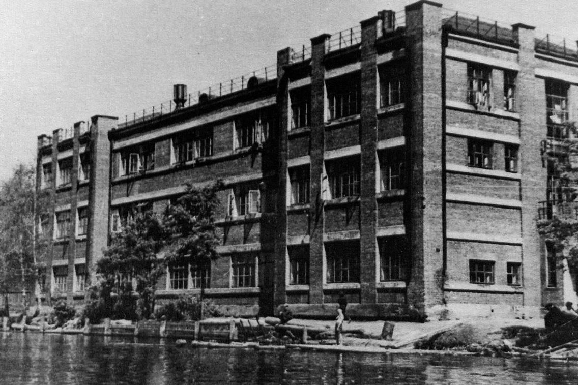 1929 god. zdanie zavodskogo mehaniko metallurgicheskogo tehnikuma 2 ppsiz.ru